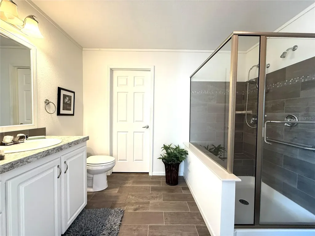 101 W Saint Johns Way Apollo Beach FL 33572