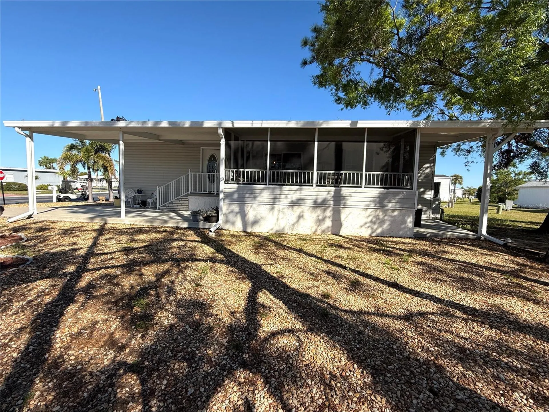 101 W Saint Johns Way Apollo Beach FL 33572