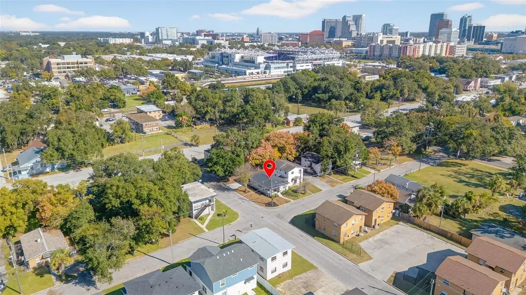 821 Colyer Street Orlando FL 32805