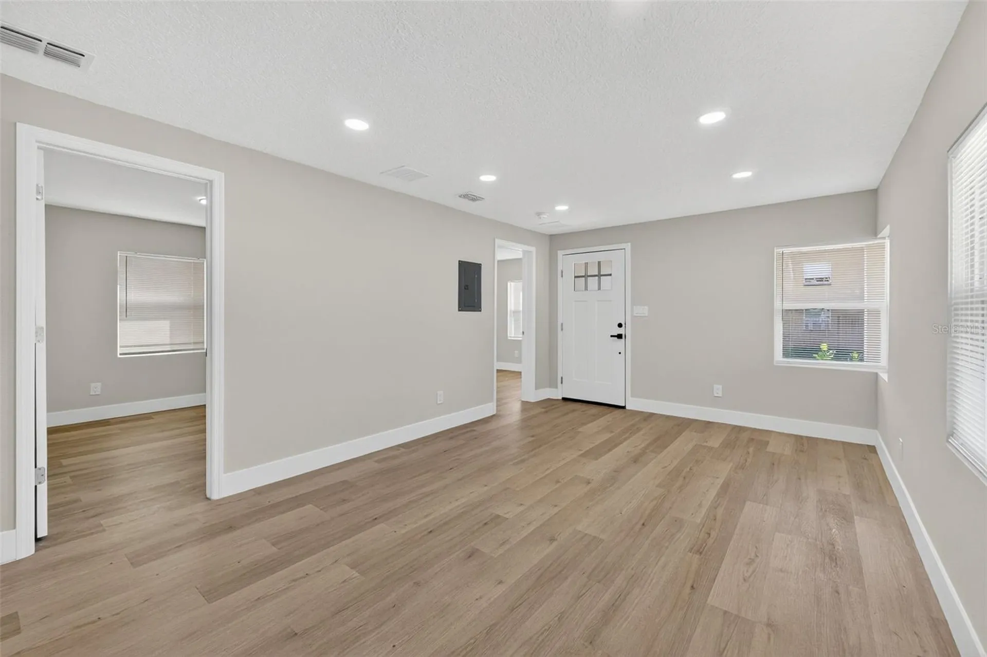 821 Colyer Street Orlando FL 32805