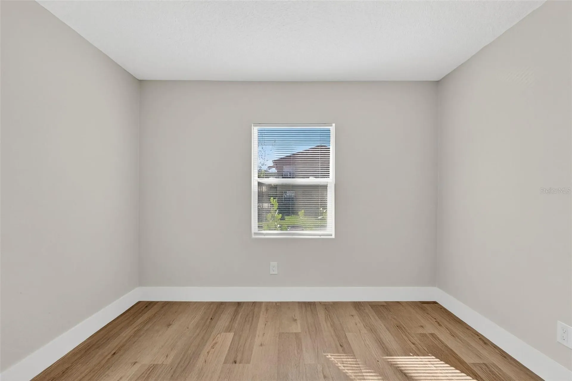 821 Colyer Street Orlando FL 32805