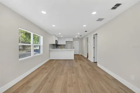 821 Colyer Street Orlando FL 32805