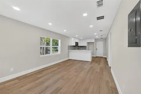 821 Colyer Street Orlando FL 32805