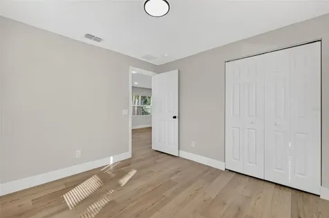 821 Colyer Street Orlando FL 32805