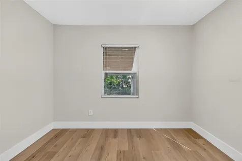 821 Colyer Street Orlando FL 32805