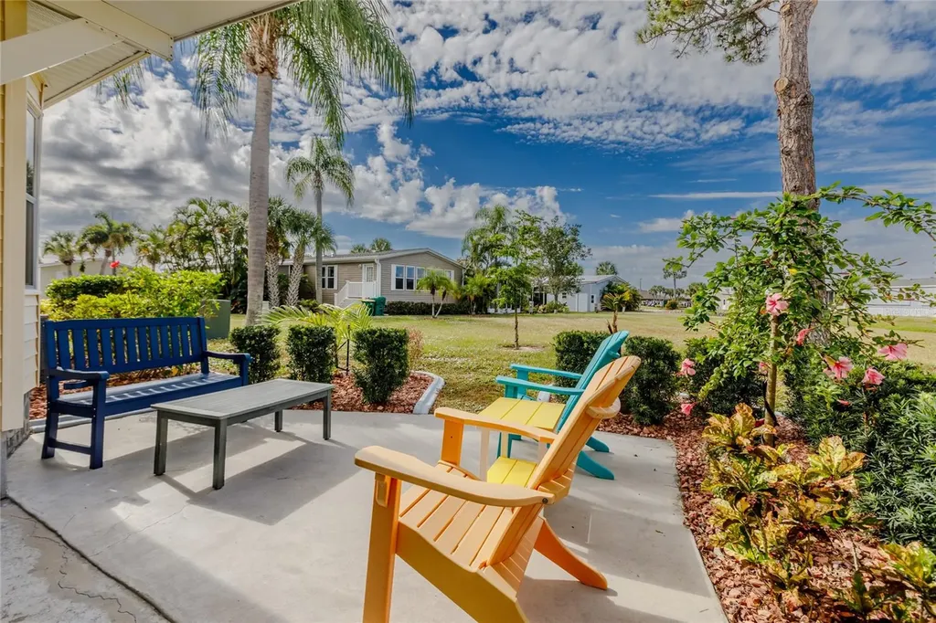 2100 Kings Highway Port Charlotte FL 33980