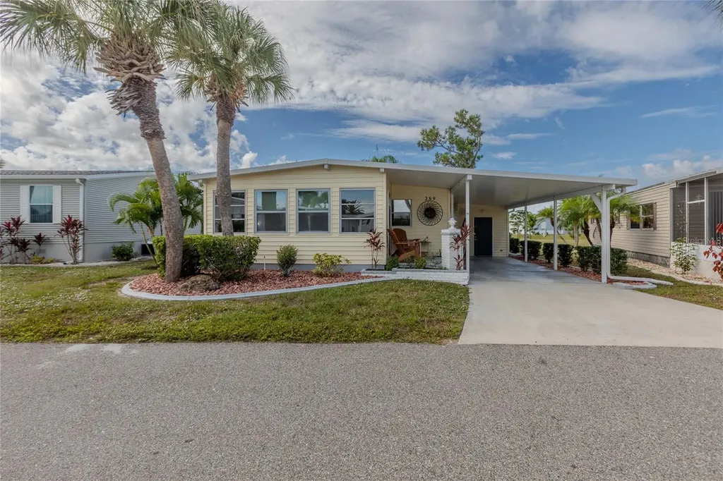 2100 Kings Highway Port Charlotte FL 33980