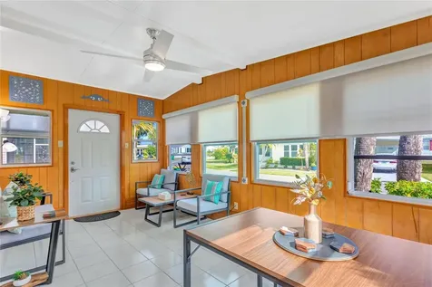 2100 Kings Highway Port Charlotte FL 33980