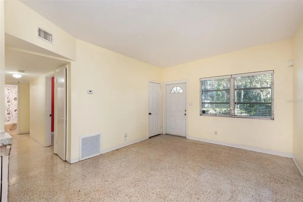 664 8th Street Daytona Beach FL 32117