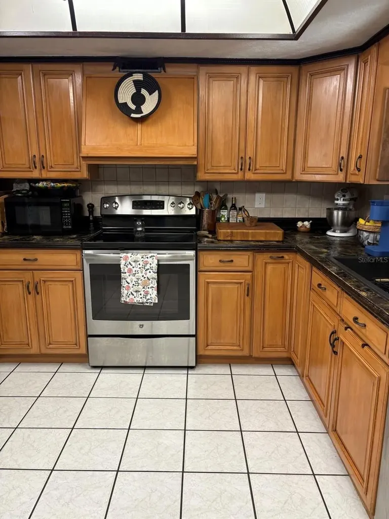6164 97th Terrace N Pinellas Park FL 33782