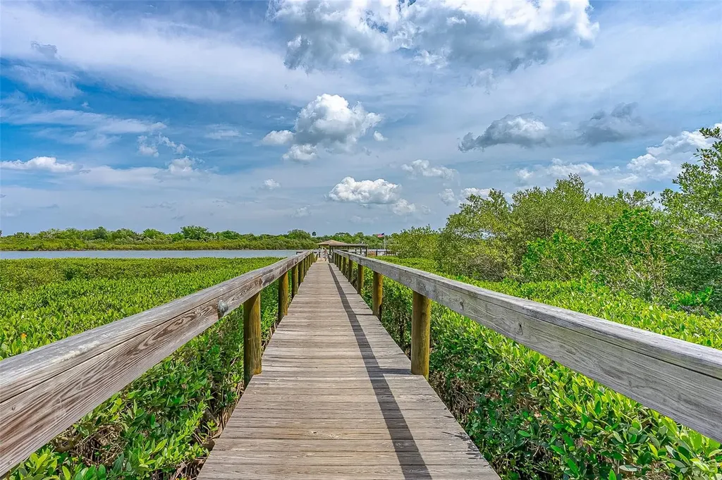 509 Starboard Avenue Edgewater FL 32141