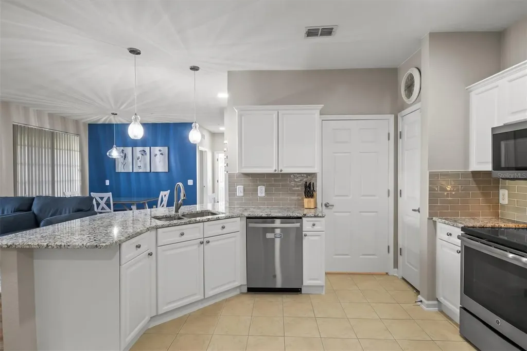 301 Terrace Ridge Circle Davenport FL 33896