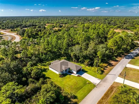 6397 Filbert Street North Port FL 34288