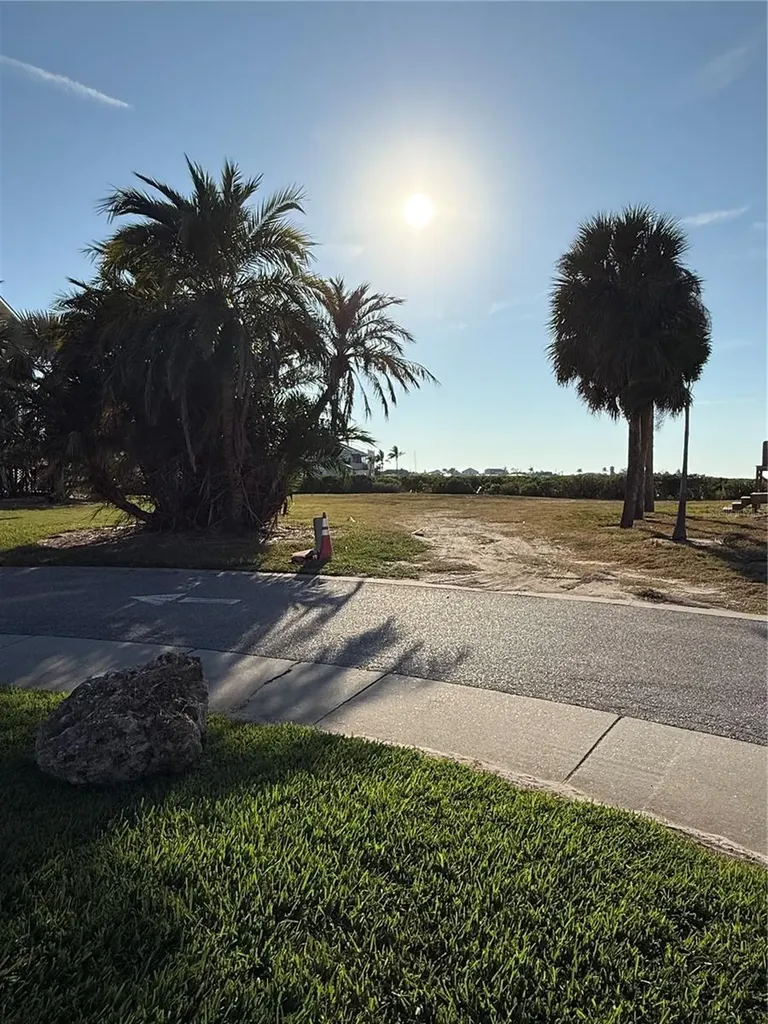 5523 2nd Avenue Circle W Palmetto FL 34221