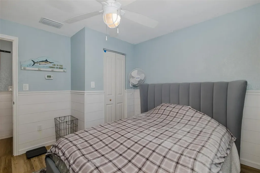 8211 Hayward Lane Port Richey FL 34668