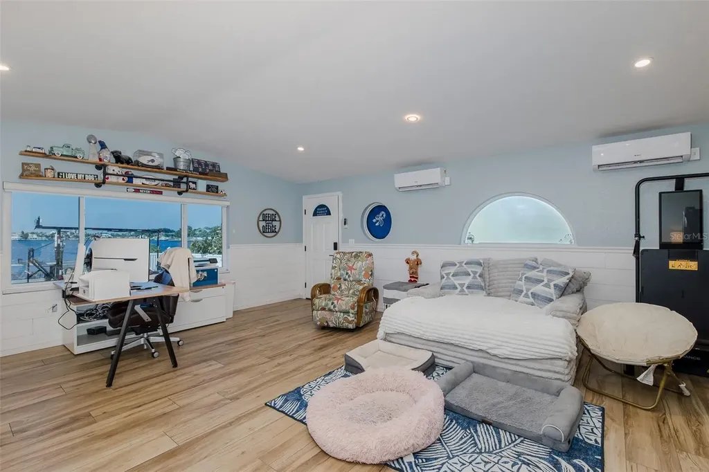 8211 Hayward Lane Port Richey FL 34668