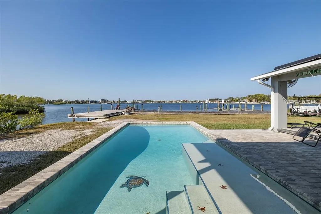 8211 Hayward Lane Port Richey FL 34668