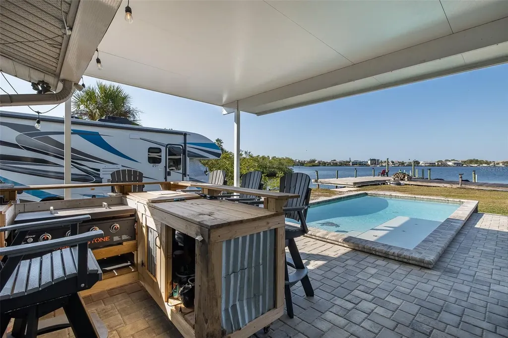 8211 Hayward Lane Port Richey FL 34668