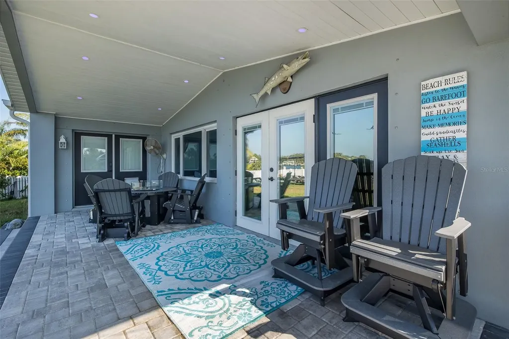 8211 Hayward Lane Port Richey FL 34668