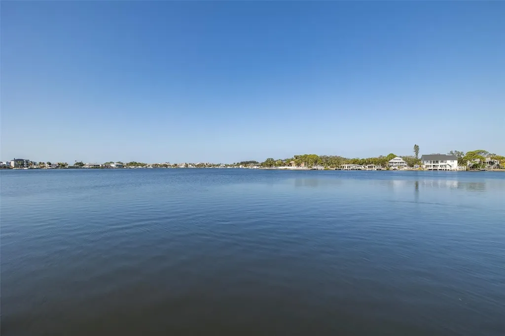 8211 Hayward Lane Port Richey FL 34668