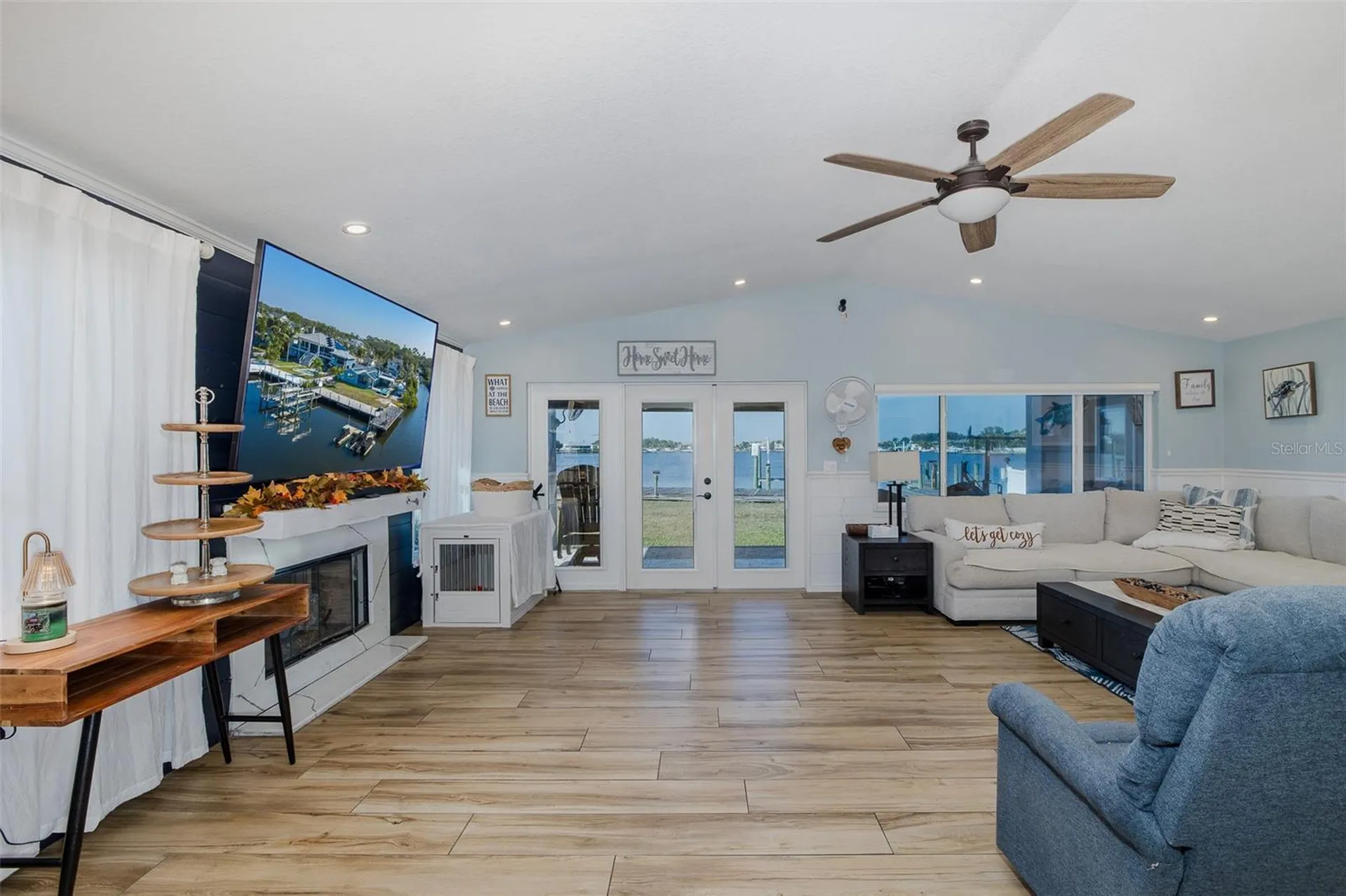 8211 Hayward Lane Port Richey FL 34668