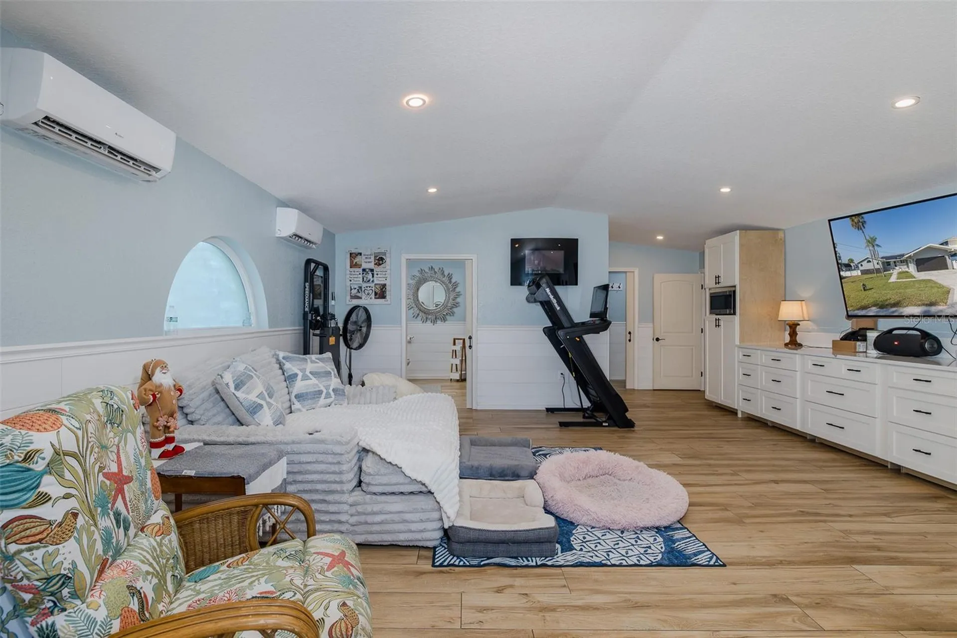 8211 Hayward Lane Port Richey FL 34668