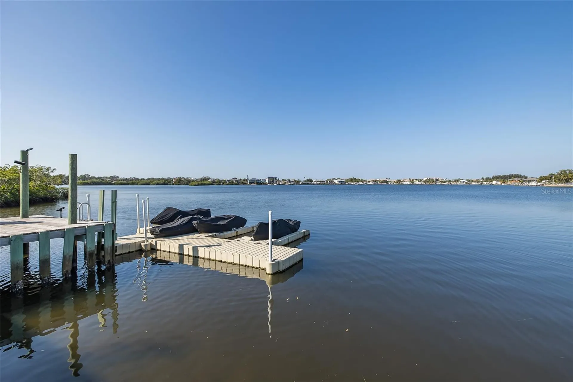 8211 Hayward Lane Port Richey FL 34668