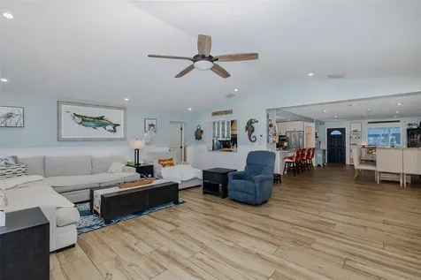 8211 Hayward Lane Port Richey FL 34668