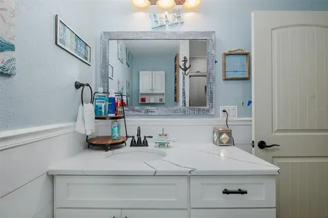 8211 Hayward Lane Port Richey FL 34668