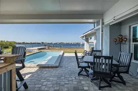 8211 Hayward Lane Port Richey FL 34668