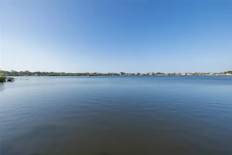 8211 Hayward Lane Port Richey FL 34668
