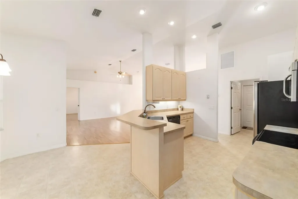 2340 W Tall Oaks Drive Beverly Hills FL 34465