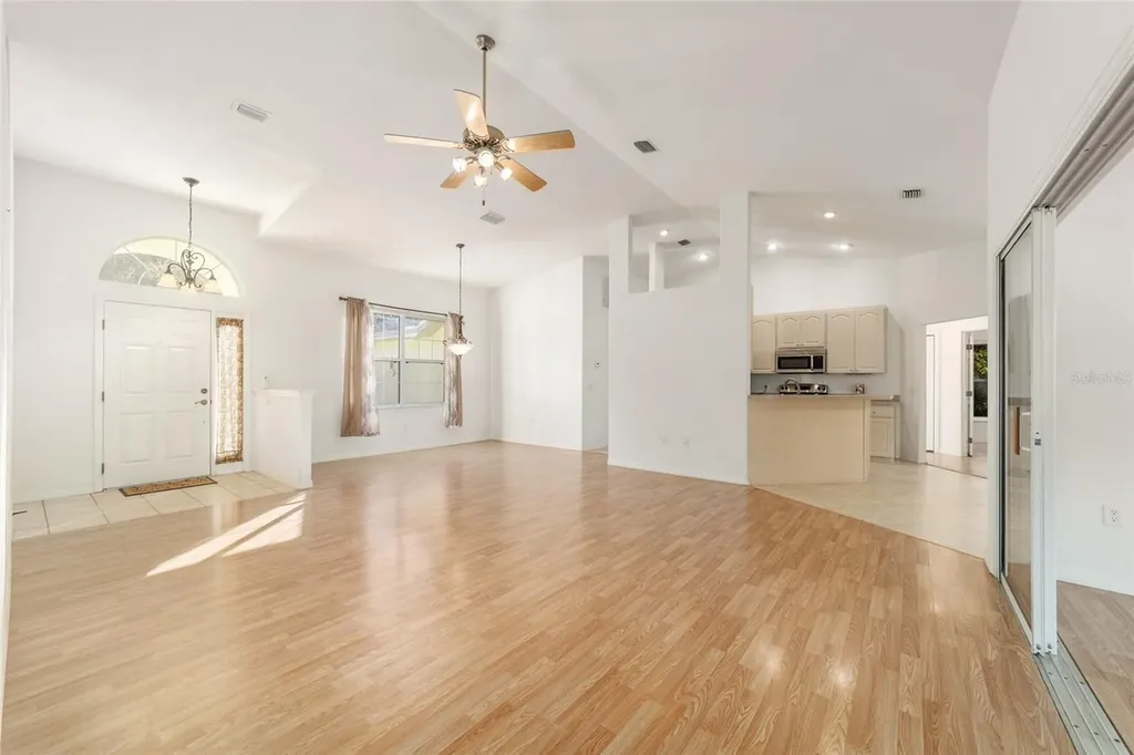 2340 W Tall Oaks Drive Beverly Hills FL 34465