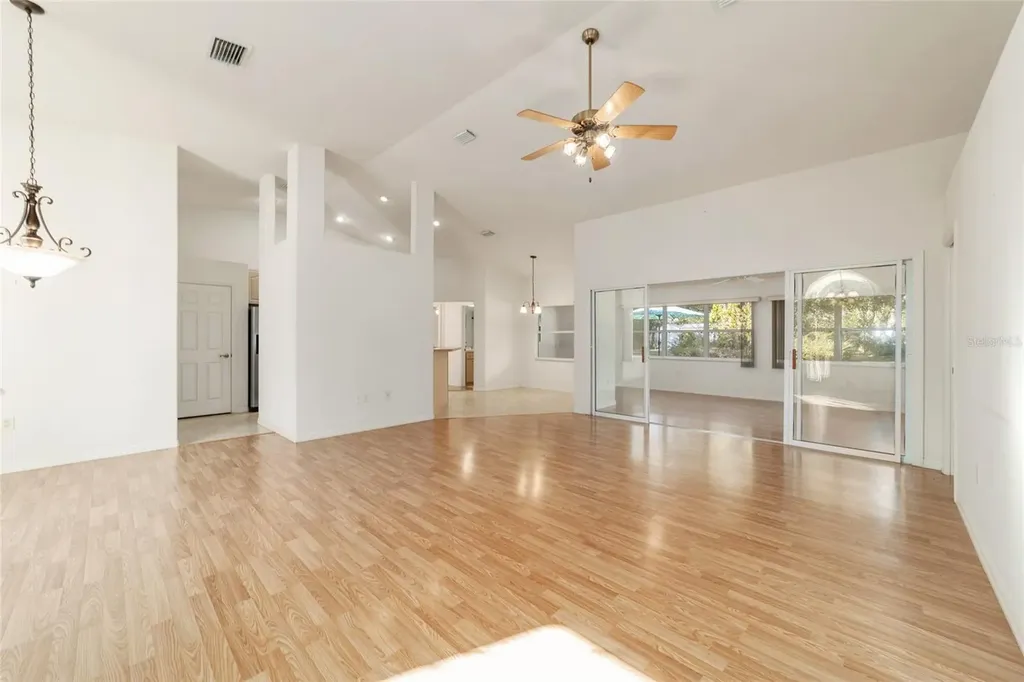 2340 W Tall Oaks Drive Beverly Hills FL 34465