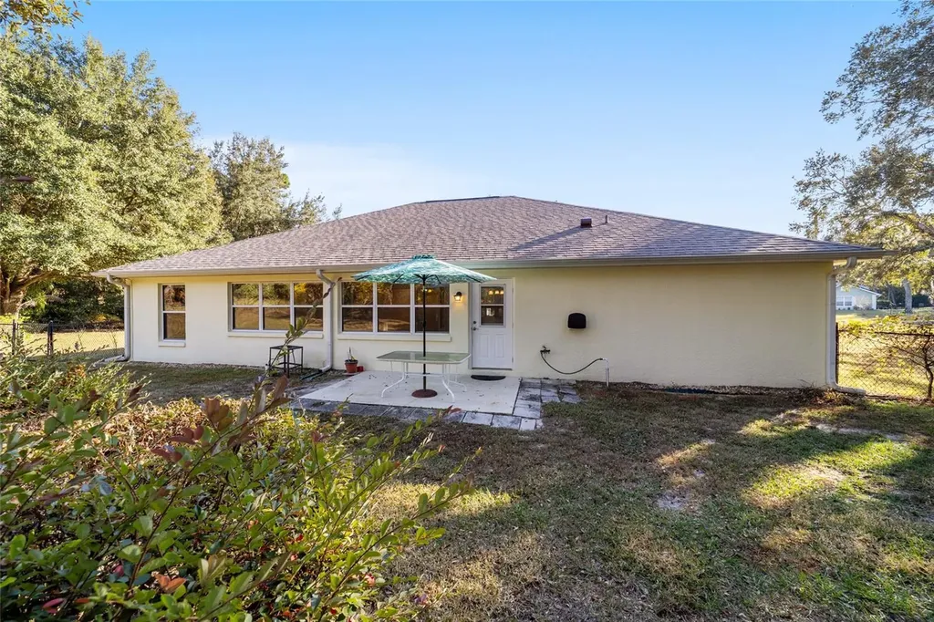 2340 W Tall Oaks Drive Beverly Hills FL 34465