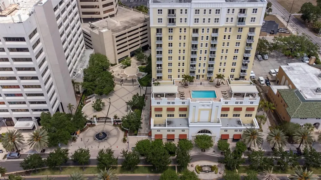 628 Cleveland Street Clearwater FL 33755