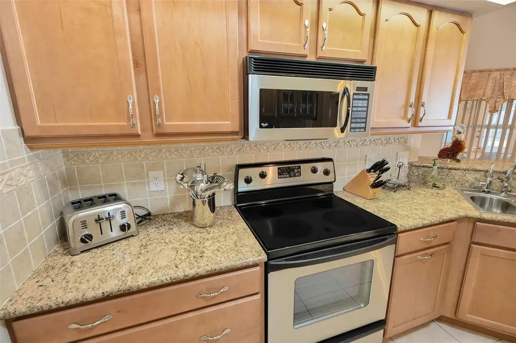 3 Falls Place Palm Coast FL 32137