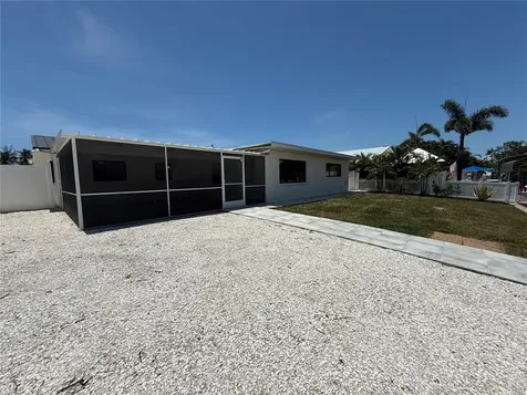 808 25th Avenue W Palmetto FL 34221