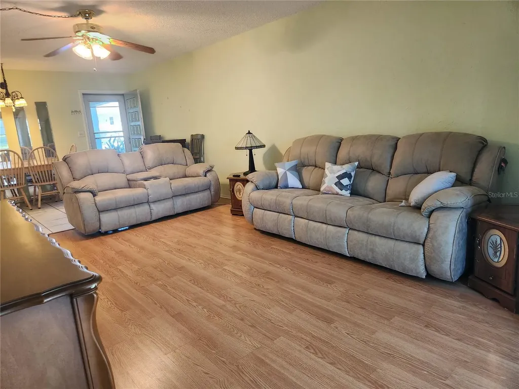 1250 S Pinellas Avenue Tarpon Springs FL 34689