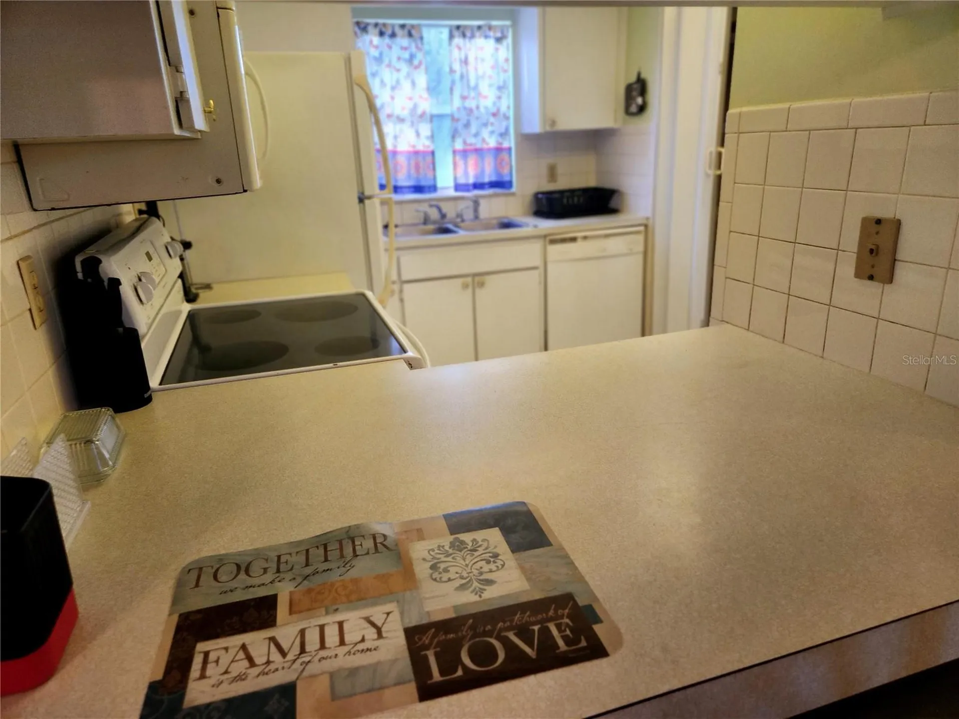 1250 S Pinellas Avenue Tarpon Springs FL 34689