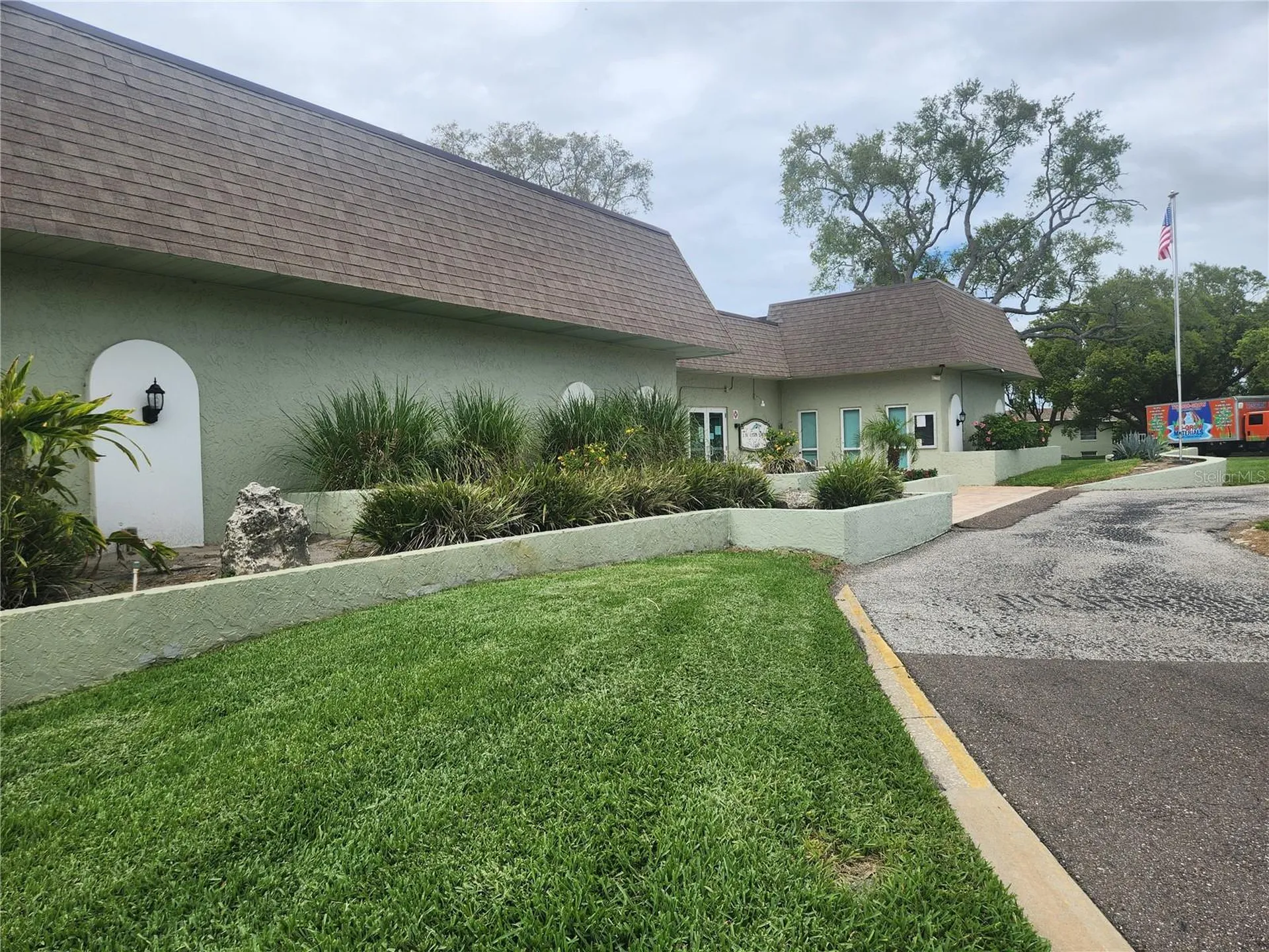1250 S Pinellas Avenue Tarpon Springs FL 34689