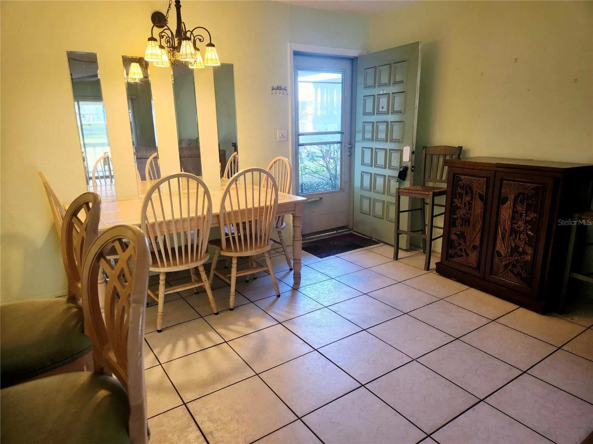 1250 S Pinellas Avenue Tarpon Springs FL 34689
