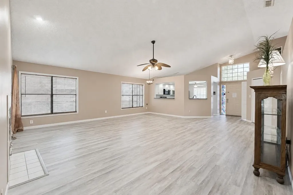 5526 Deepdale Drive Orlando FL 32821