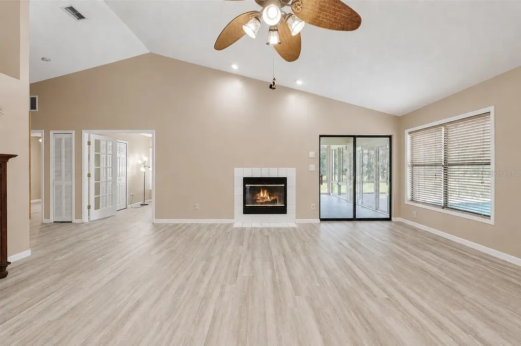 5526 Deepdale Drive Orlando FL 32821
