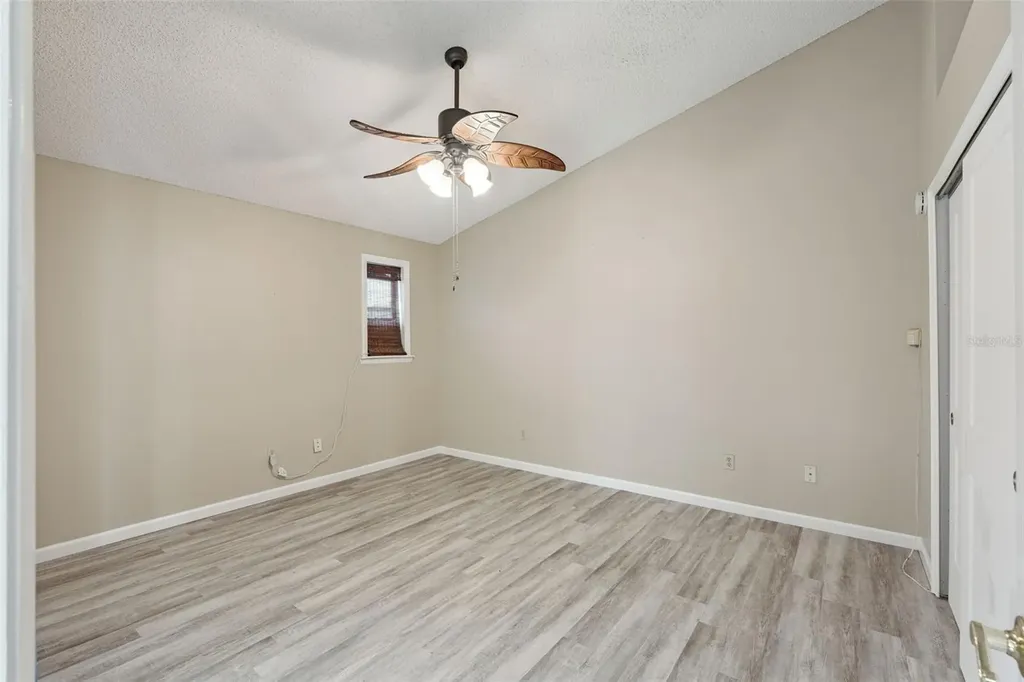 5526 Deepdale Drive Orlando FL 32821