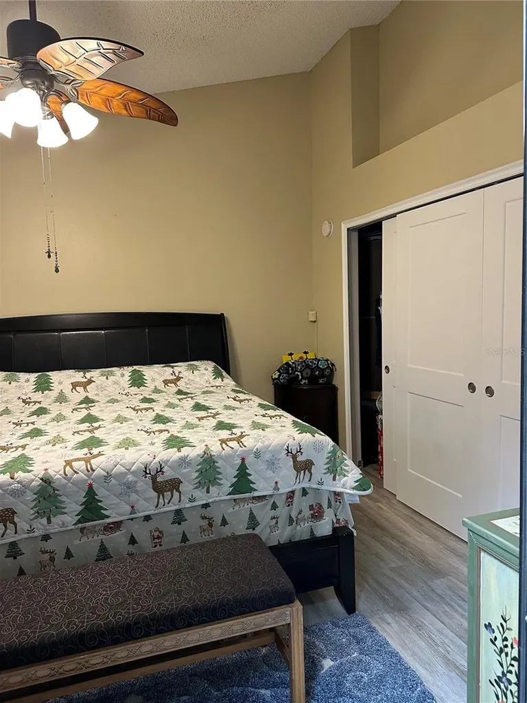 5526 Deepdale Drive Orlando FL 32821