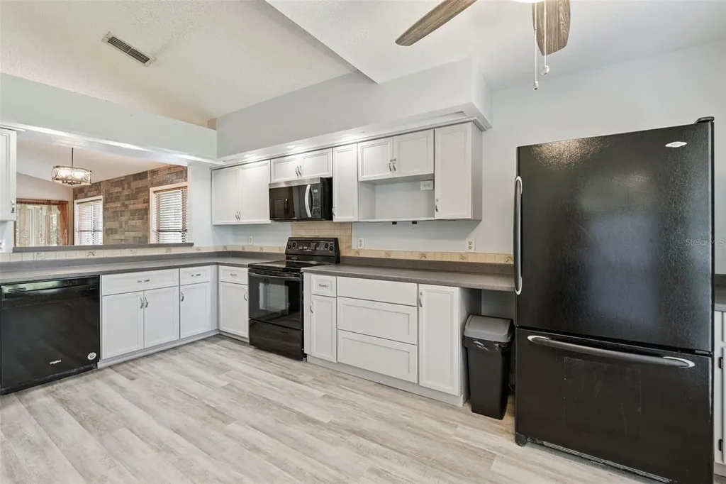 5526 Deepdale Drive Orlando FL 32821