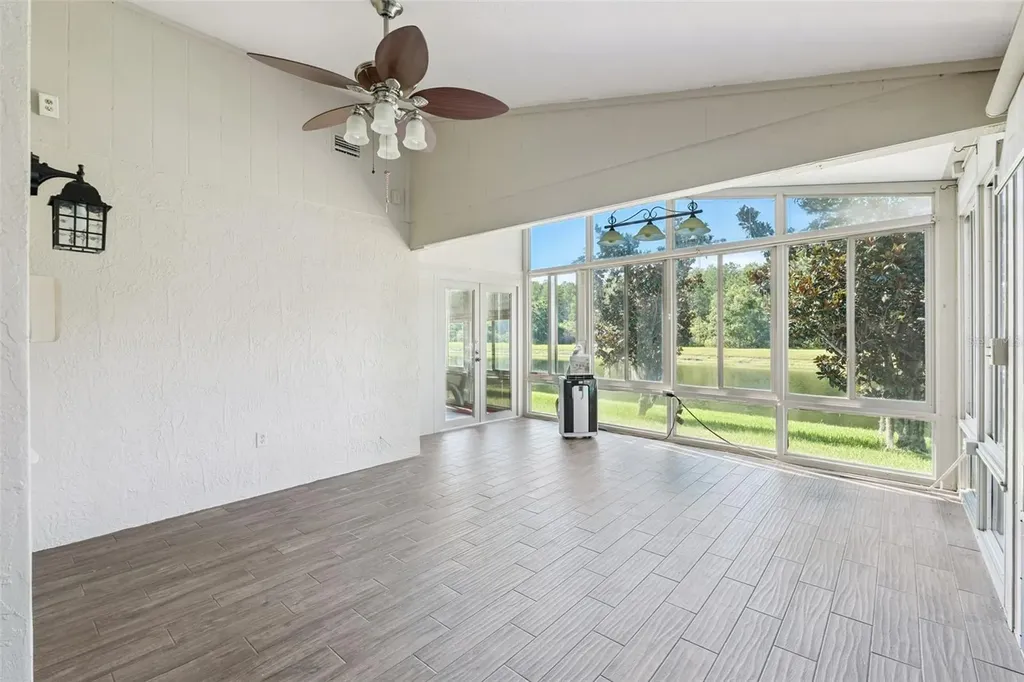 5526 Deepdale Drive Orlando FL 32821