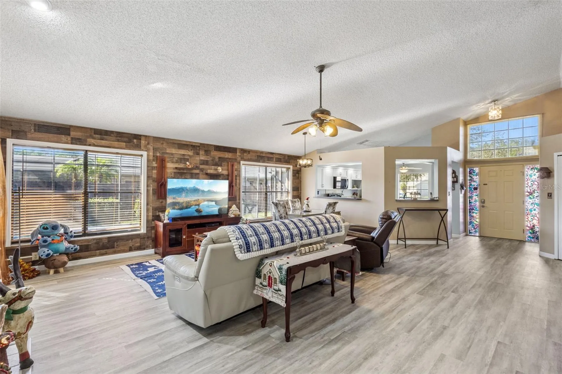 5526 Deepdale Drive Orlando FL 32821