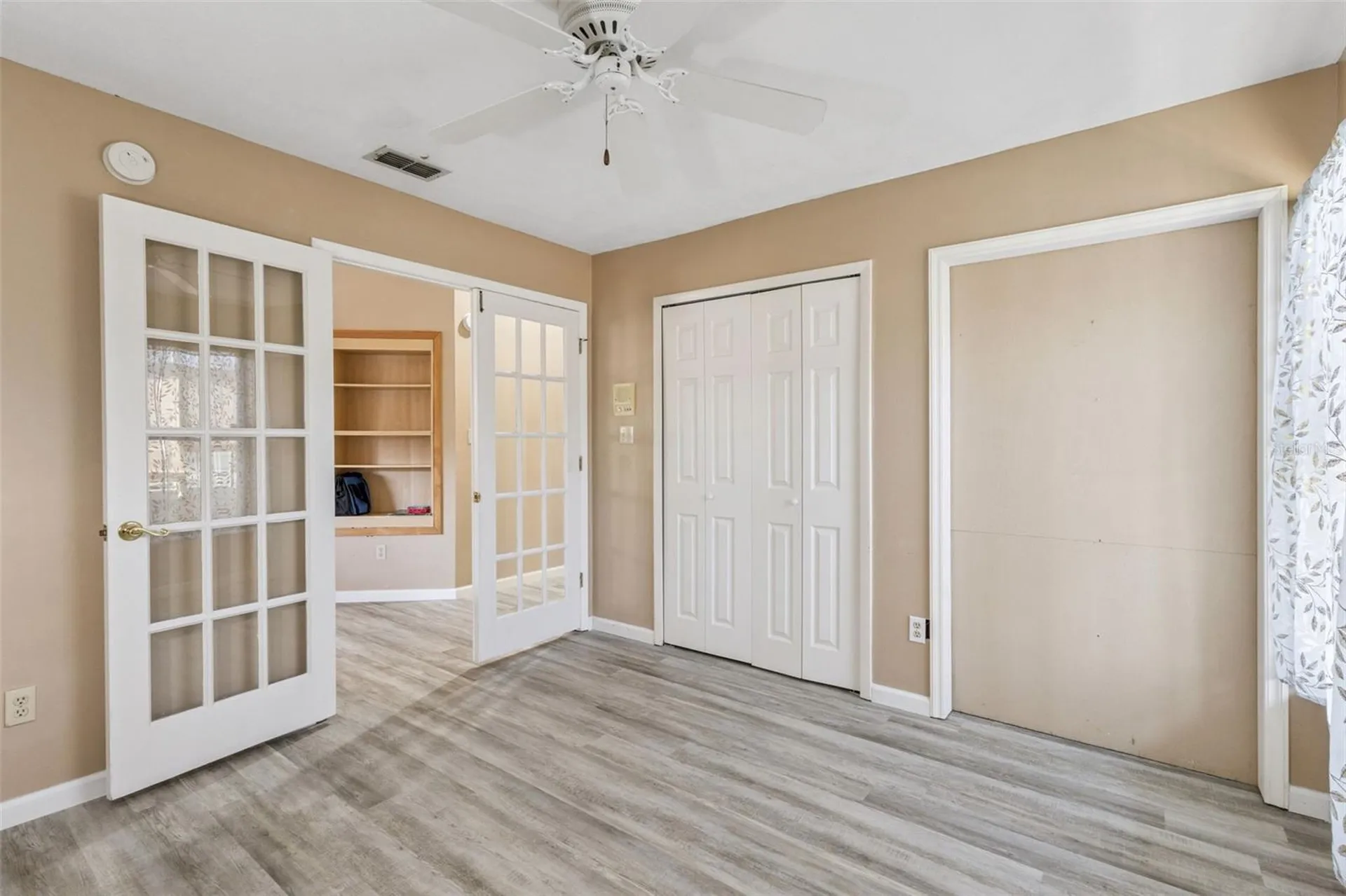5526 Deepdale Drive Orlando FL 32821